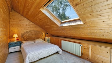 7 Schlafzimmer, Schreibtisch, Bügeleisen/Bügelbrett, Internetzugang