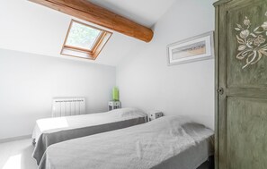 3 Schlafzimmer, Reisekinderbett, kostenloses WLAN, Bettwäsche