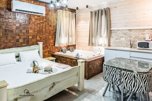 2 bedrooms, minibar, individually decorated, individually furnished - Country Suites with Jaccuzzi & Pool (Migdal)