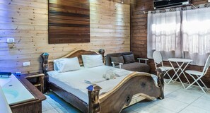 2 bedrooms, minibar, individually decorated, individually furnished - Country Suites with Jaccuzzi & Pool (Migdal)