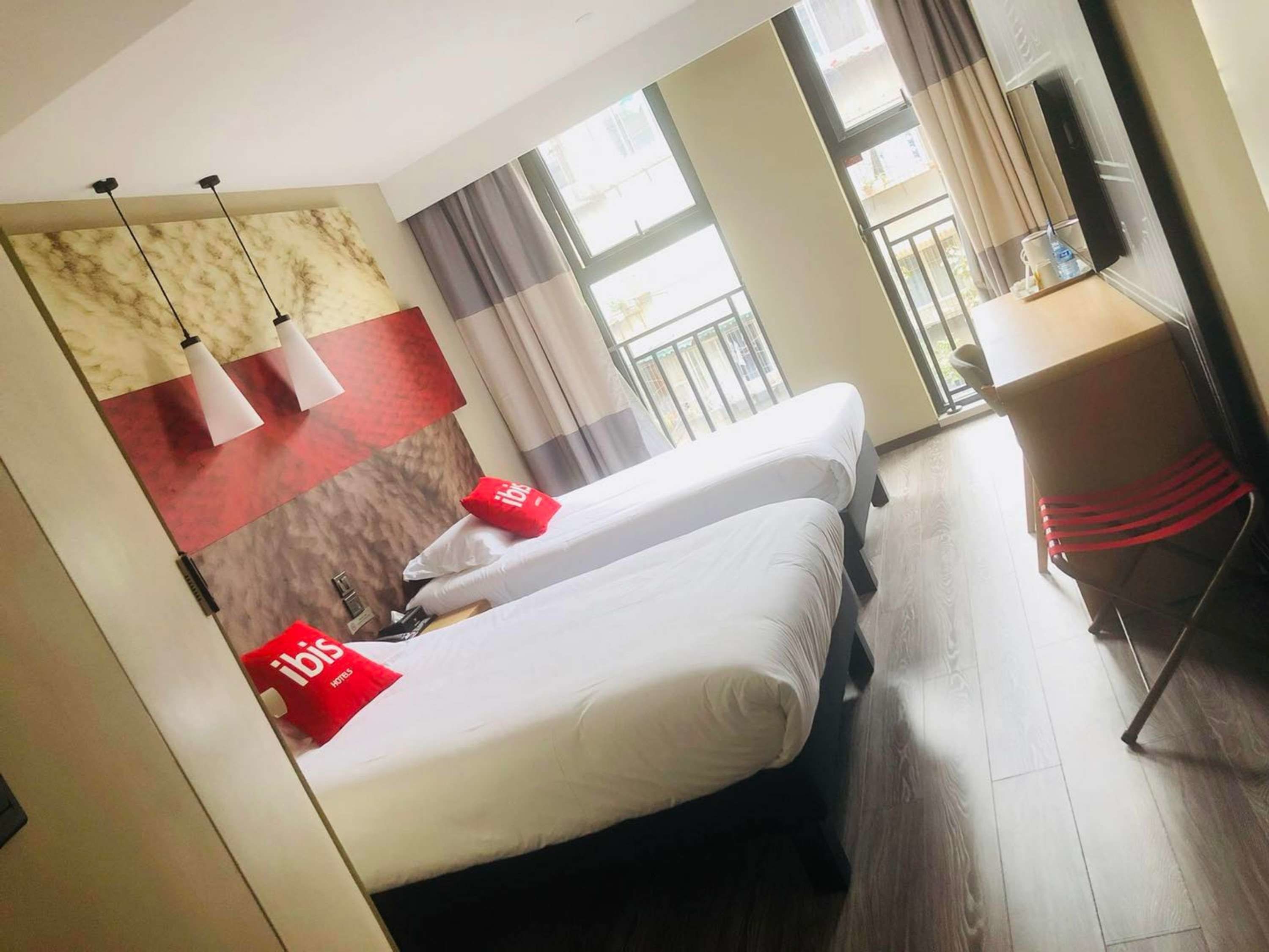 Twin Room | Down duvets, blackout curtains, soundproofing, free wired Internet
