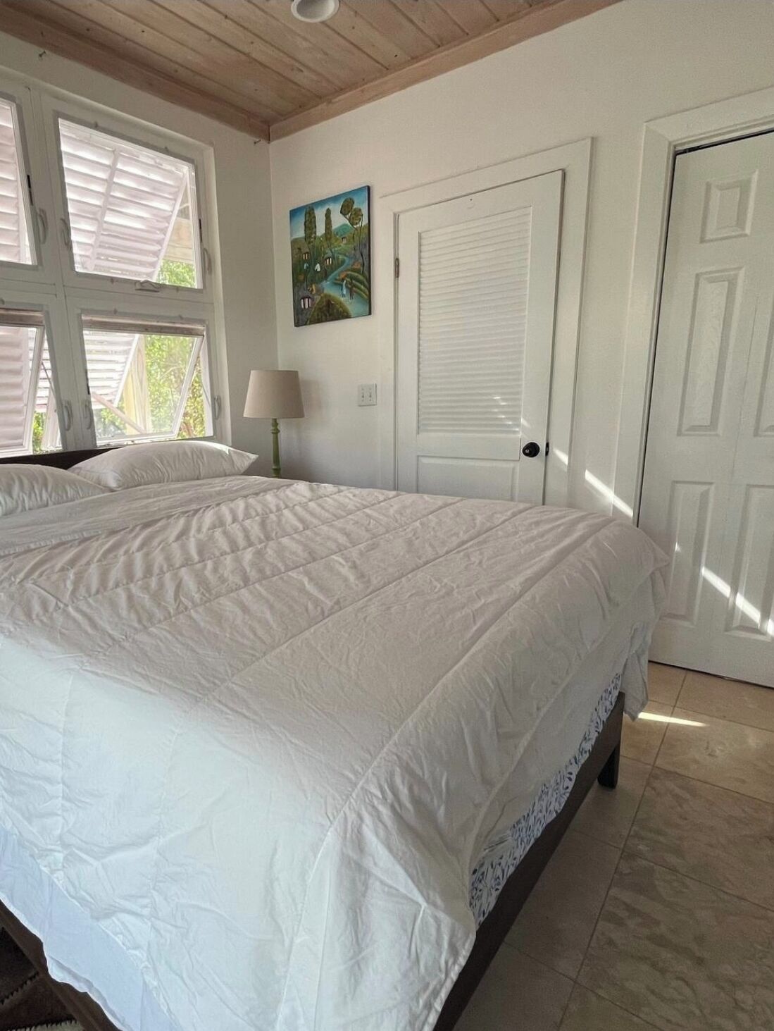 2 bedrooms, iron/ironing board, travel crib, free WiFi