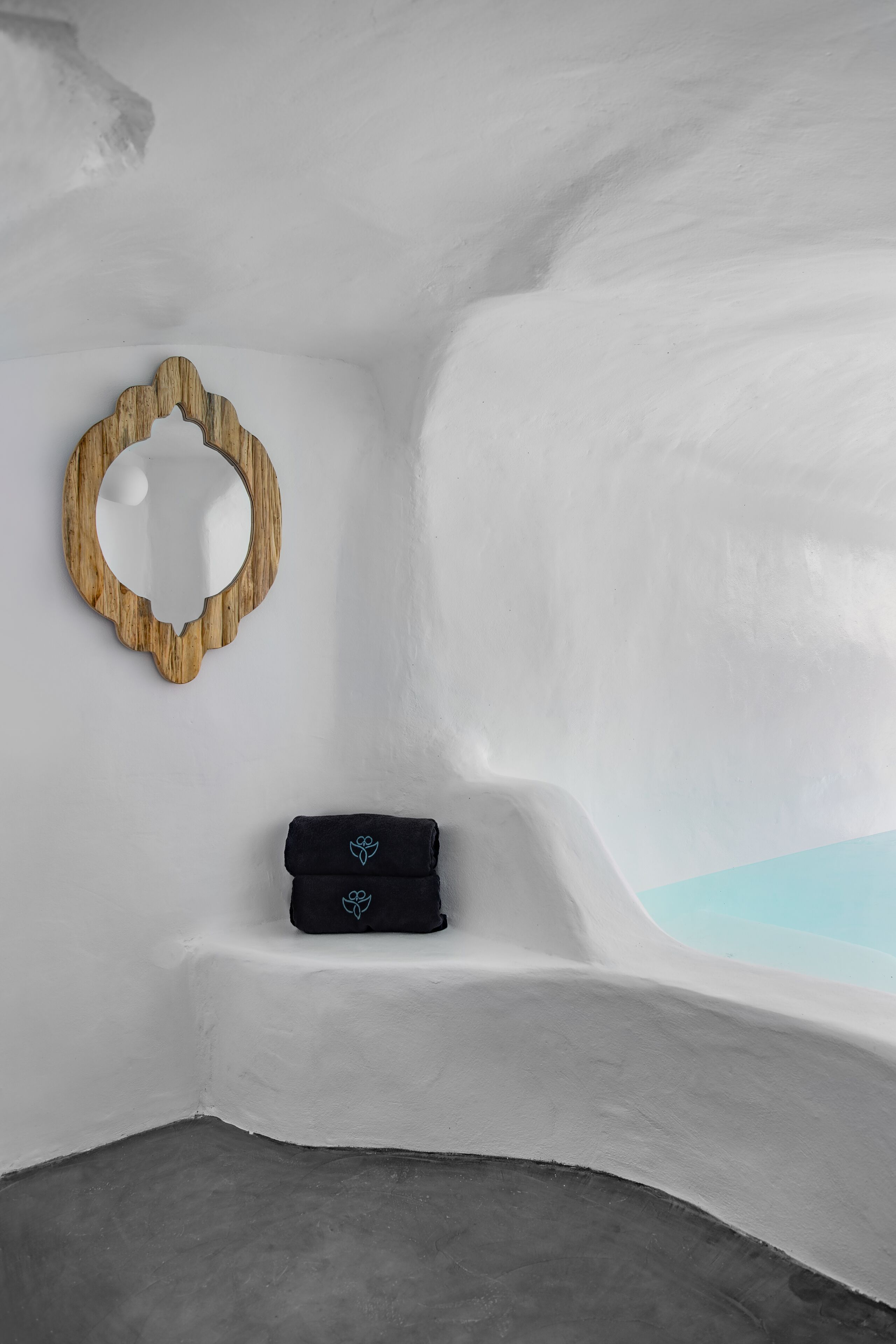 Superior Cave Suite with Semicovered Plunge Pool & Caldera View | Privat basseng