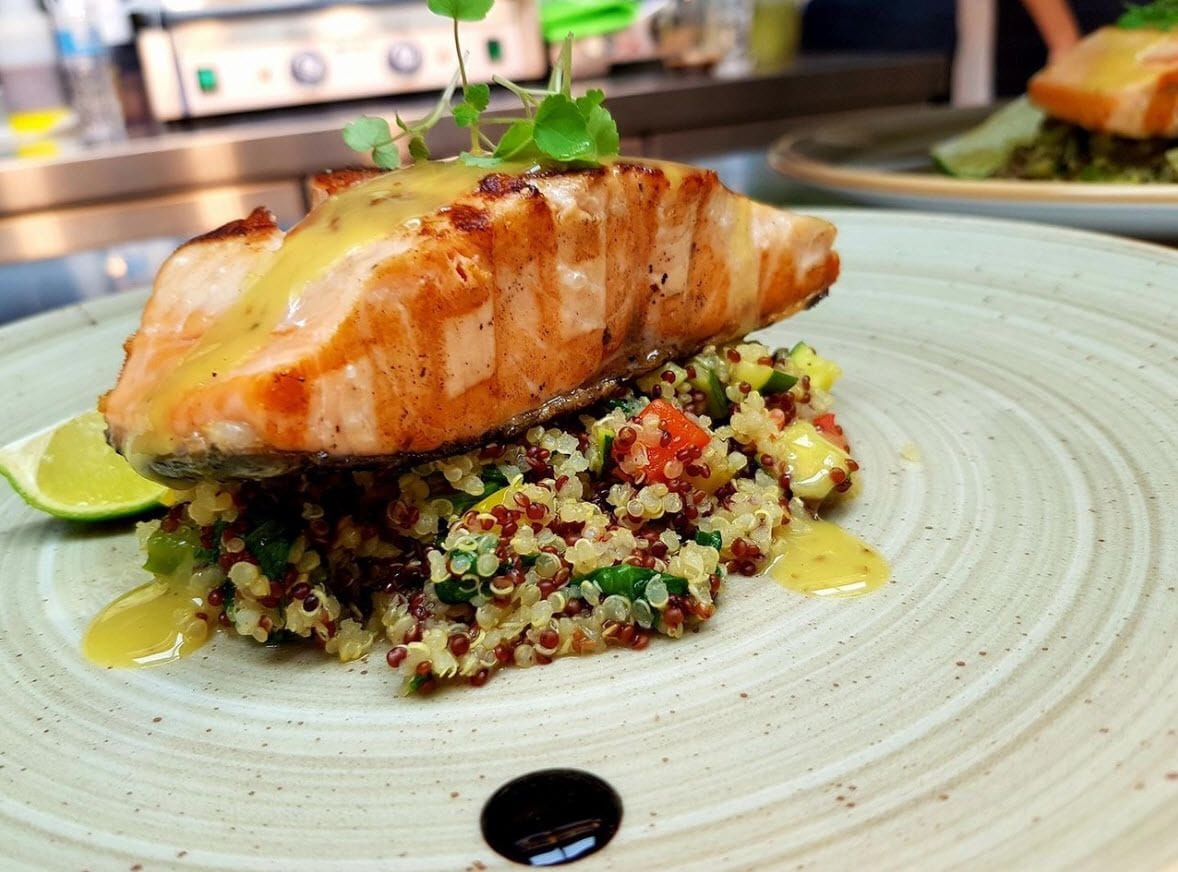 lunch and dinner served, mediterranean cuisine