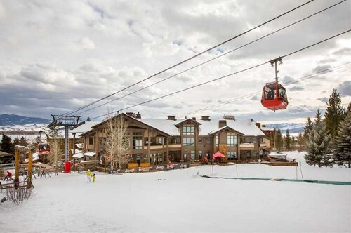 RMR: Cody House D Condo in Teton Village