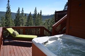 Green room deck with hot-tub 