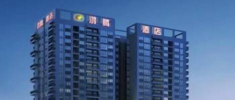 Façade de l’hébergement - soirée/nuit