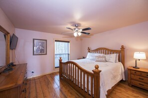 5 Schlafzimmer, Bügeleisen/Bügelbrett, Reisekinderbett, kostenloses WLAN