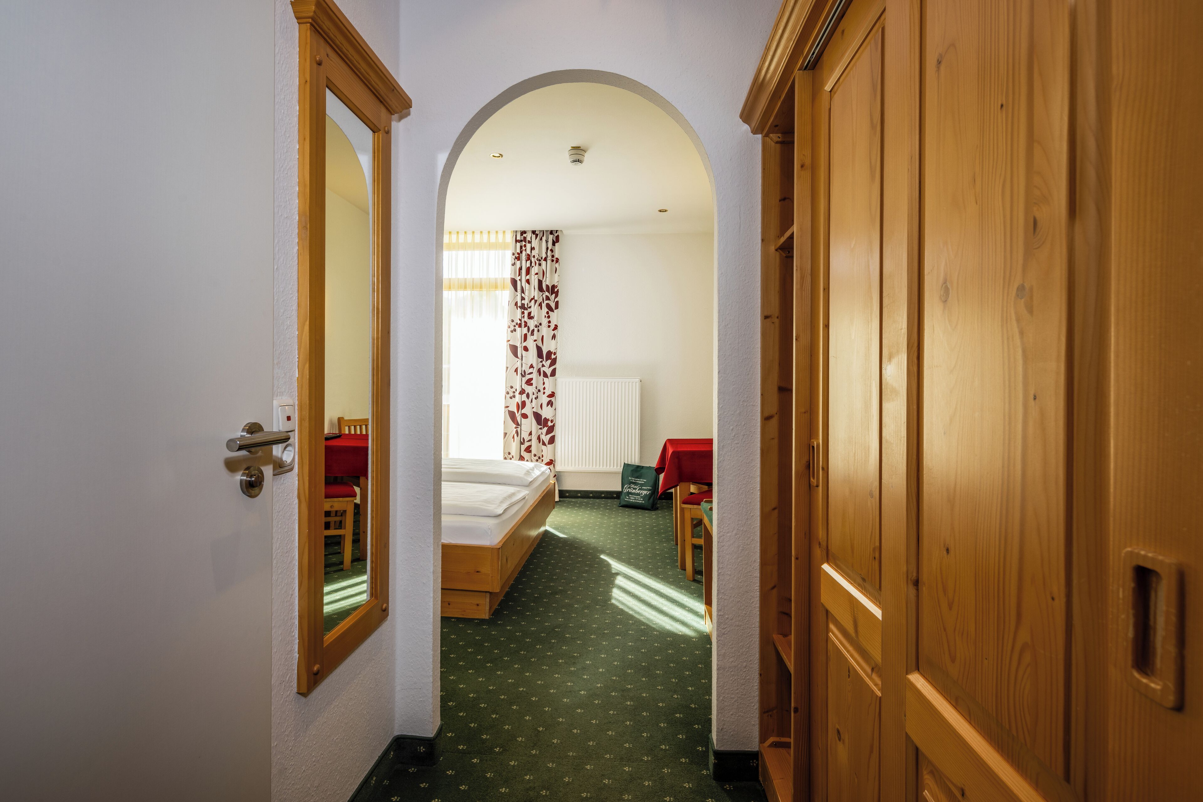 standard double room | hypo-allergenic bedding, in-room safe, desk, blackout curtains