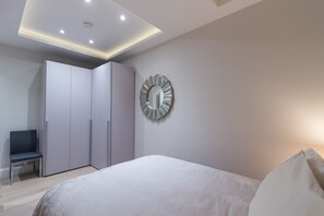 奢華公寓, 1 張加大雙人床 | 1 間睡房、書桌、熨斗/熨衫板、免費 Wi-Fi