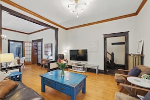 Smart TV, video games, DVD player, books