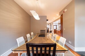 Dining - Gorgeous | Private hot tub | AC | Garage | BBQ (Whistler)