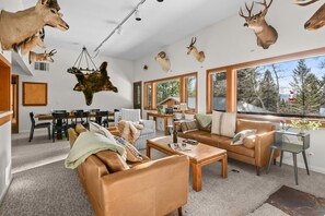 Interior - RMR: Stock House in Teton Village (Teton Village)