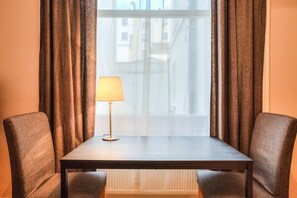 In-room dining - QB 6 (London)