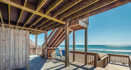 Clamalot | Oceanfront Group Retreat in Surf City + Elevator