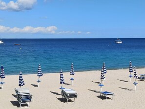 Private beach nearby, beach bar - Agriturismo Podere Pansera (Petrizzi)