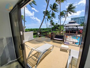 Terrace/patio - Deluxe Miami Beach  2 Bedroom and Balcony Views - 1119 (Miami Beach)