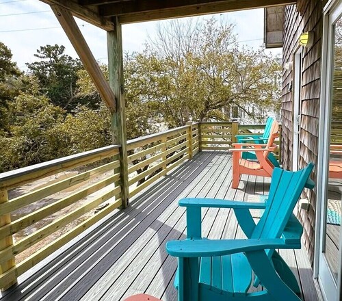 Ariosto: Koiran ystävällinen, lähellä ruokailu-, ostos- ja vesitoimintaa.