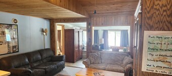 Ontsnap naar Sandy Hollow Lakefront Vacation Home