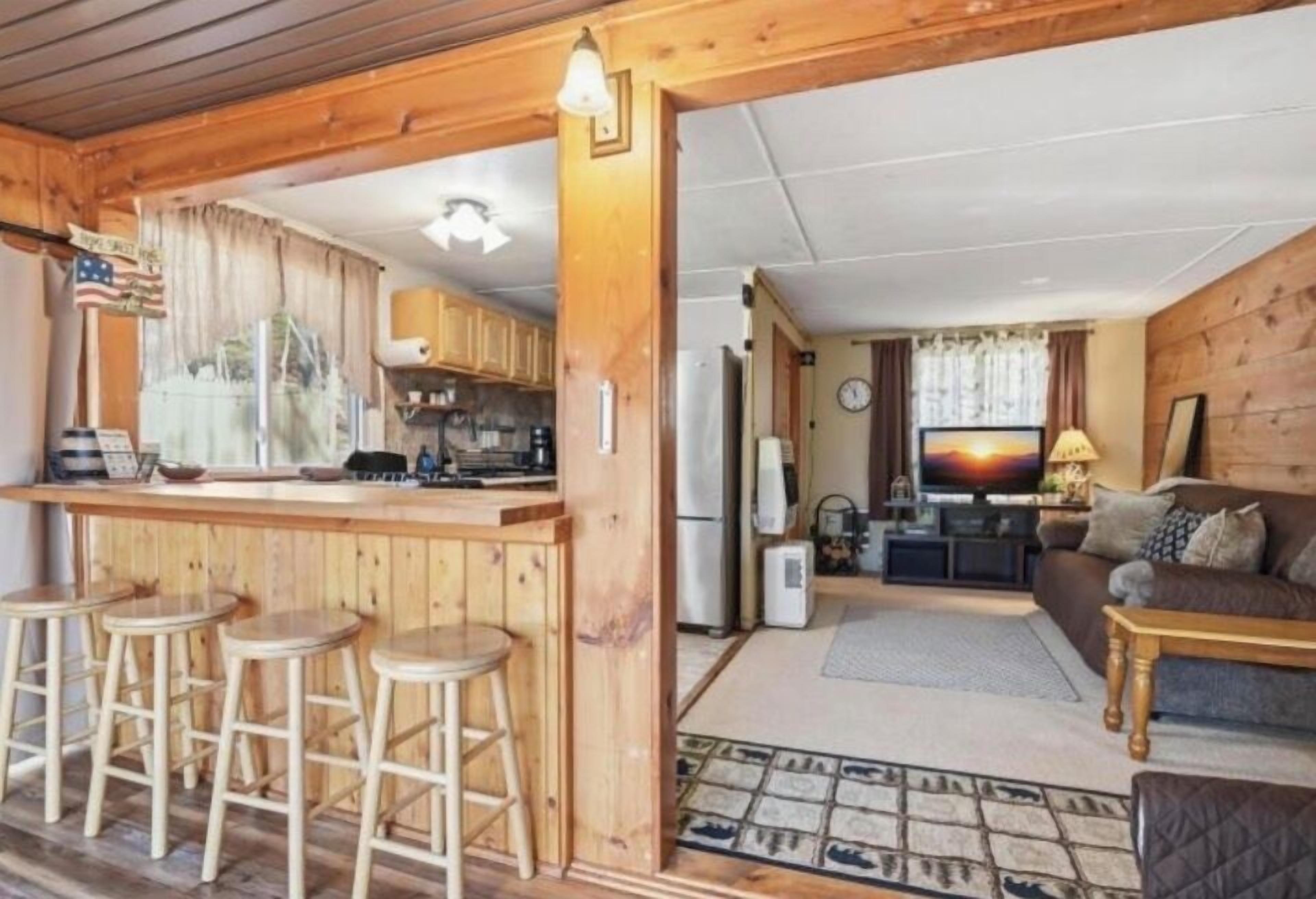 Smart TV, fireplace, table tennis, books