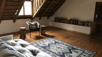 Cottage, 3 kamar tidur, pemandangan gunung (The Traveller's Cottage) | Area keluarga | TV layar datar dan film berbayar