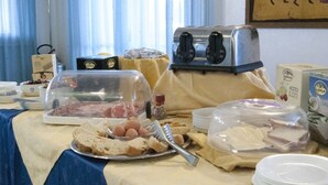 Ilmainen päivittäinen buffetaamiainen 