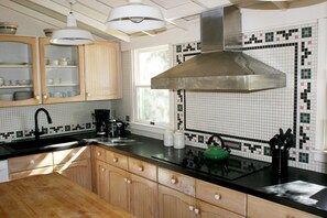 Fridge, microwave, oven, stovetop - Southern Comfort:  Pet Friendly, tucked among live oaks, salt marsh views. (Ocracoke)