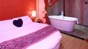 Room - Angel Lover Theme Hotel (Shenzhen)