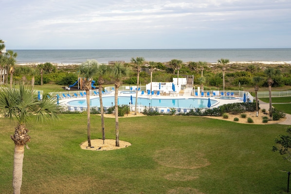 Indoor pool, a heated pool - CRC 3402 - Silver Ocean View Condo (St Augustine)