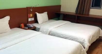 7 Days Inn