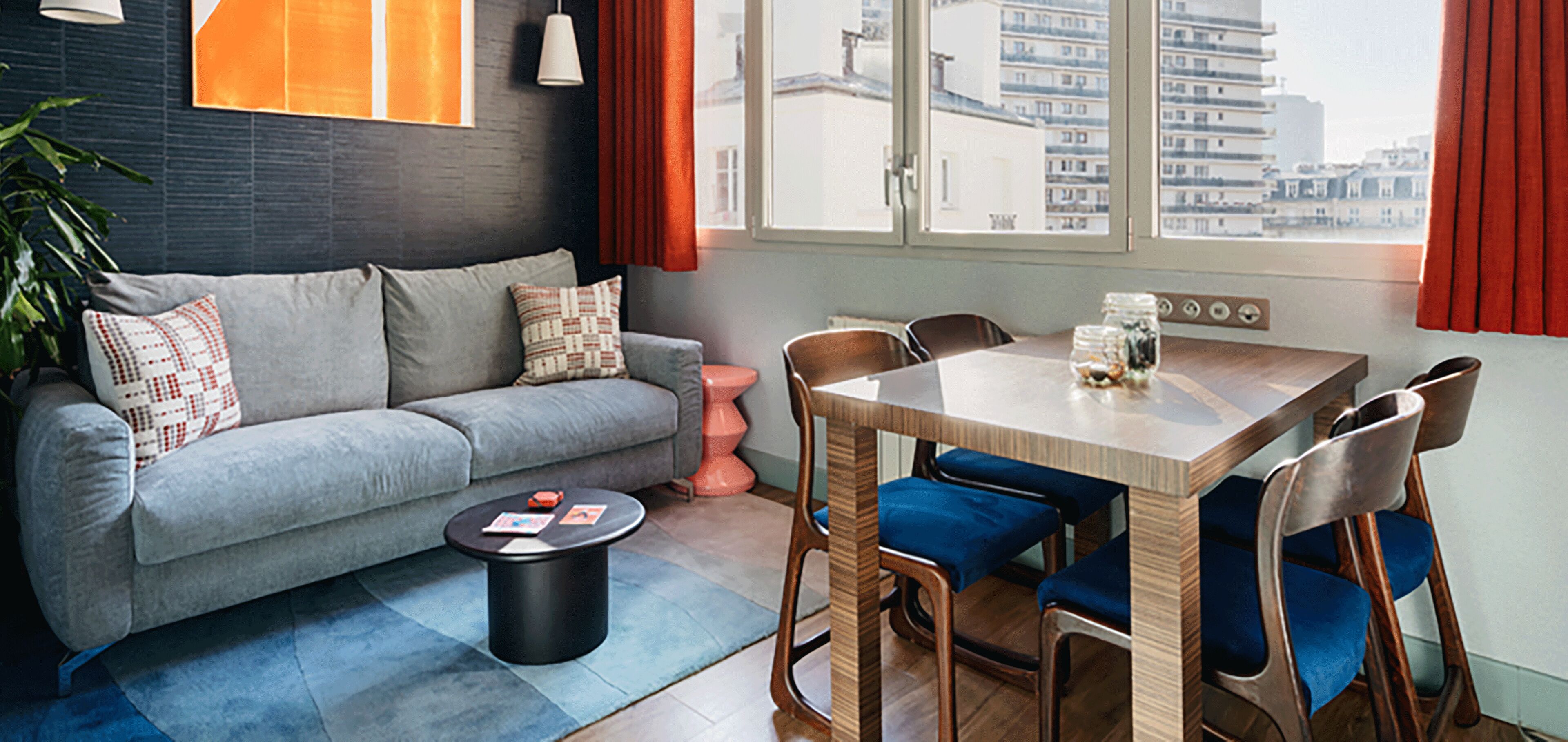 apartment, ensuite (cosy une chambre) | living area | 30-cm tv with cable channels