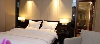 Yinhuang Holiday Hotel