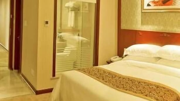 Room - Vienna Classic Hotel (Shanghai)