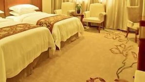 Room - Vienna Classic Hotel (Shanghai)