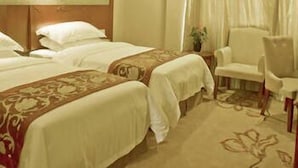 Room - Vienna Classic Hotel (Shanghai)