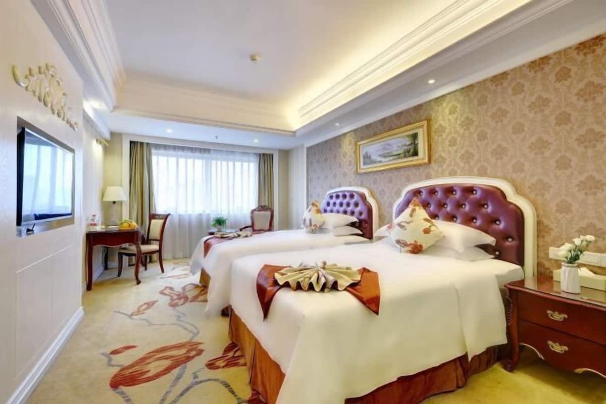 Rollaway beds