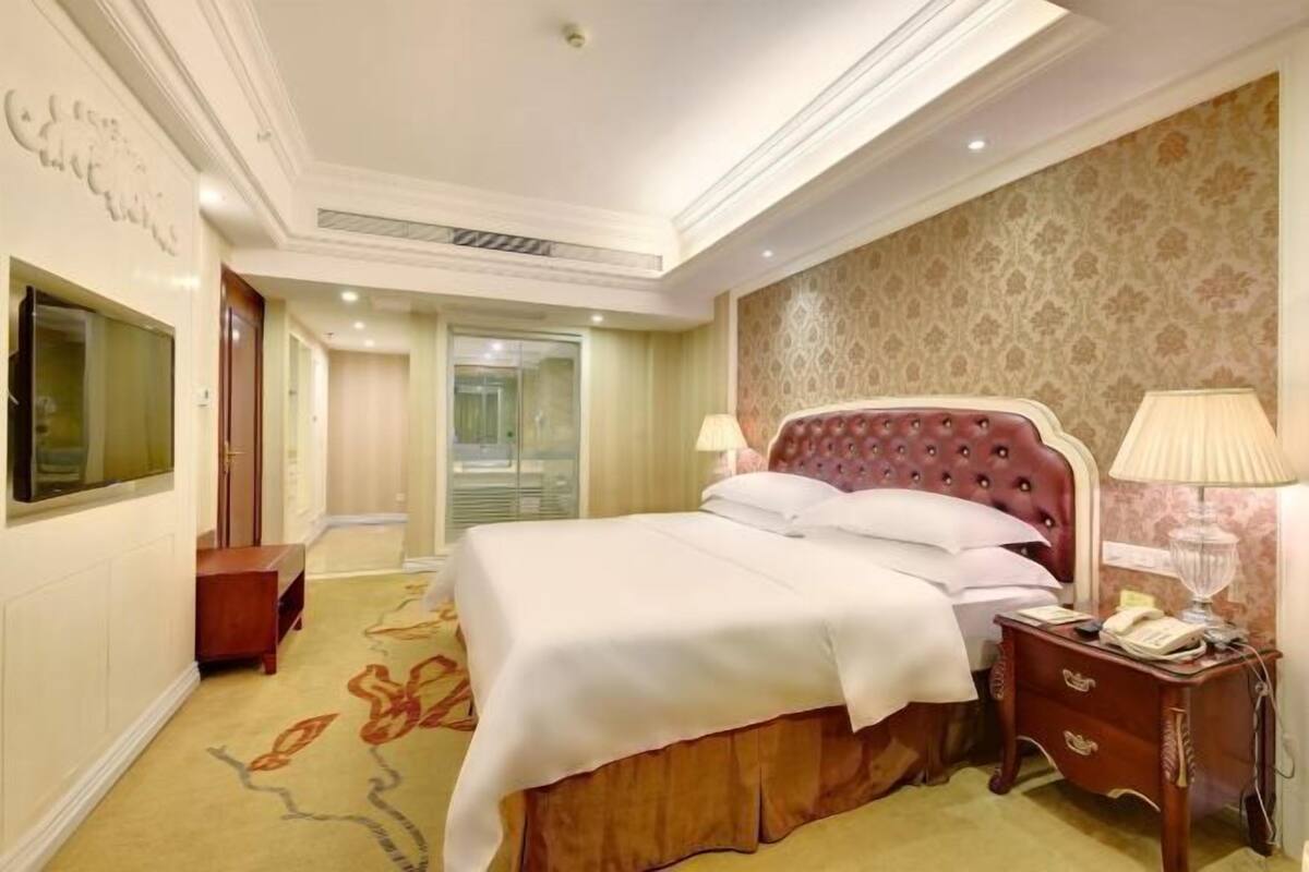 Rollaway beds