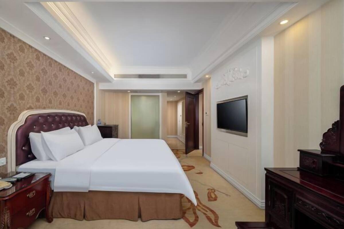 Rollaway beds