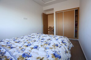 Apartment, 2 Bedrooms, Beach View | 2 bedrooms, blackout drapes, bed sheets - Joyaux mohammedia (El Mansouria)