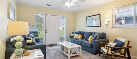 Smart TV, DVD player