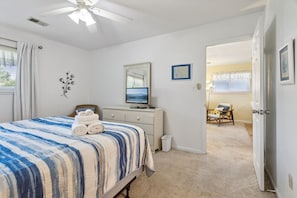 2 Schlafzimmer, Schreibtisch, kostenloses WLAN, Bettwäsche