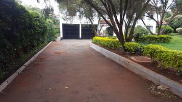 Entrada de la propiedad