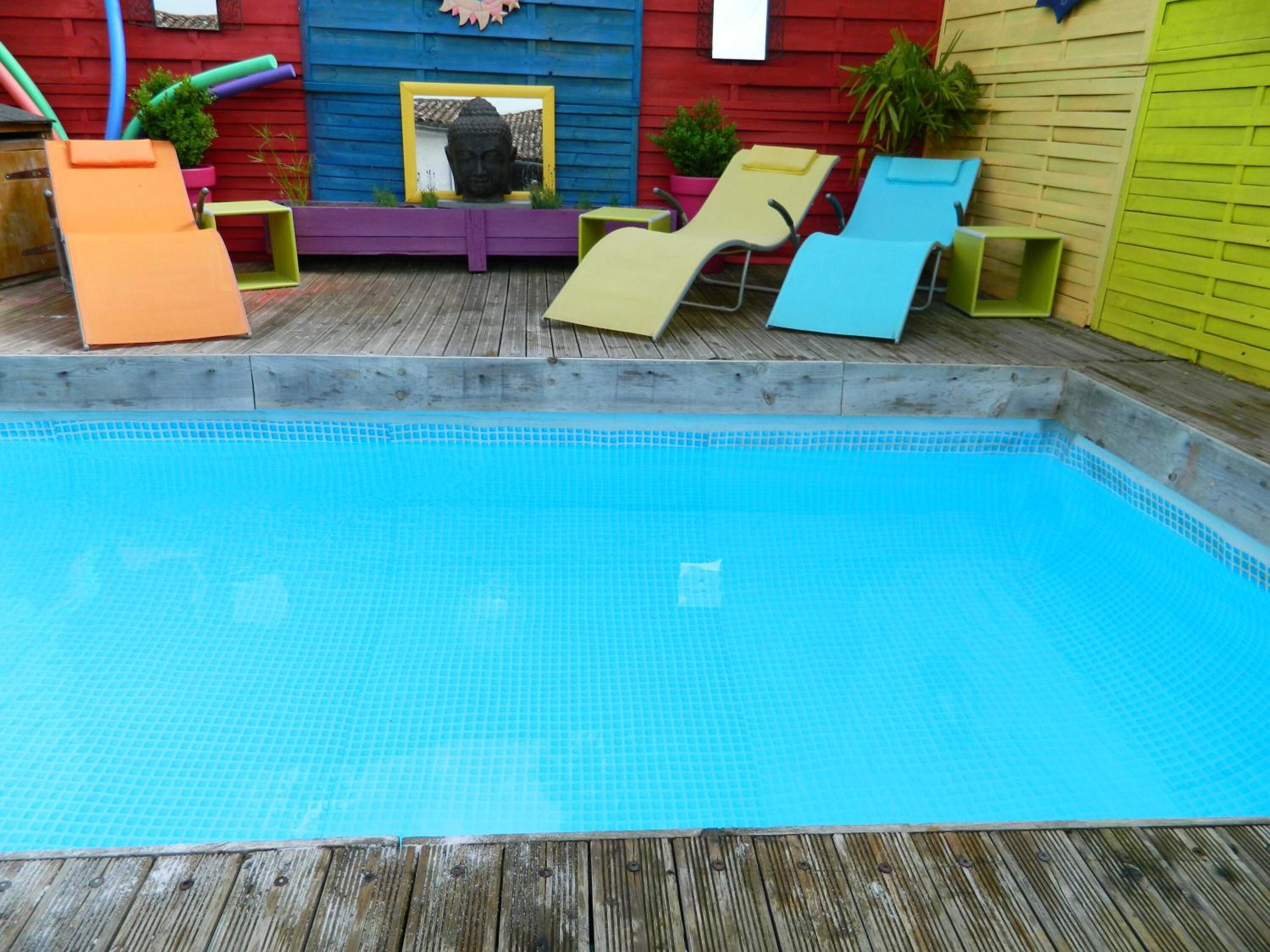 Seasonal outdoor pool