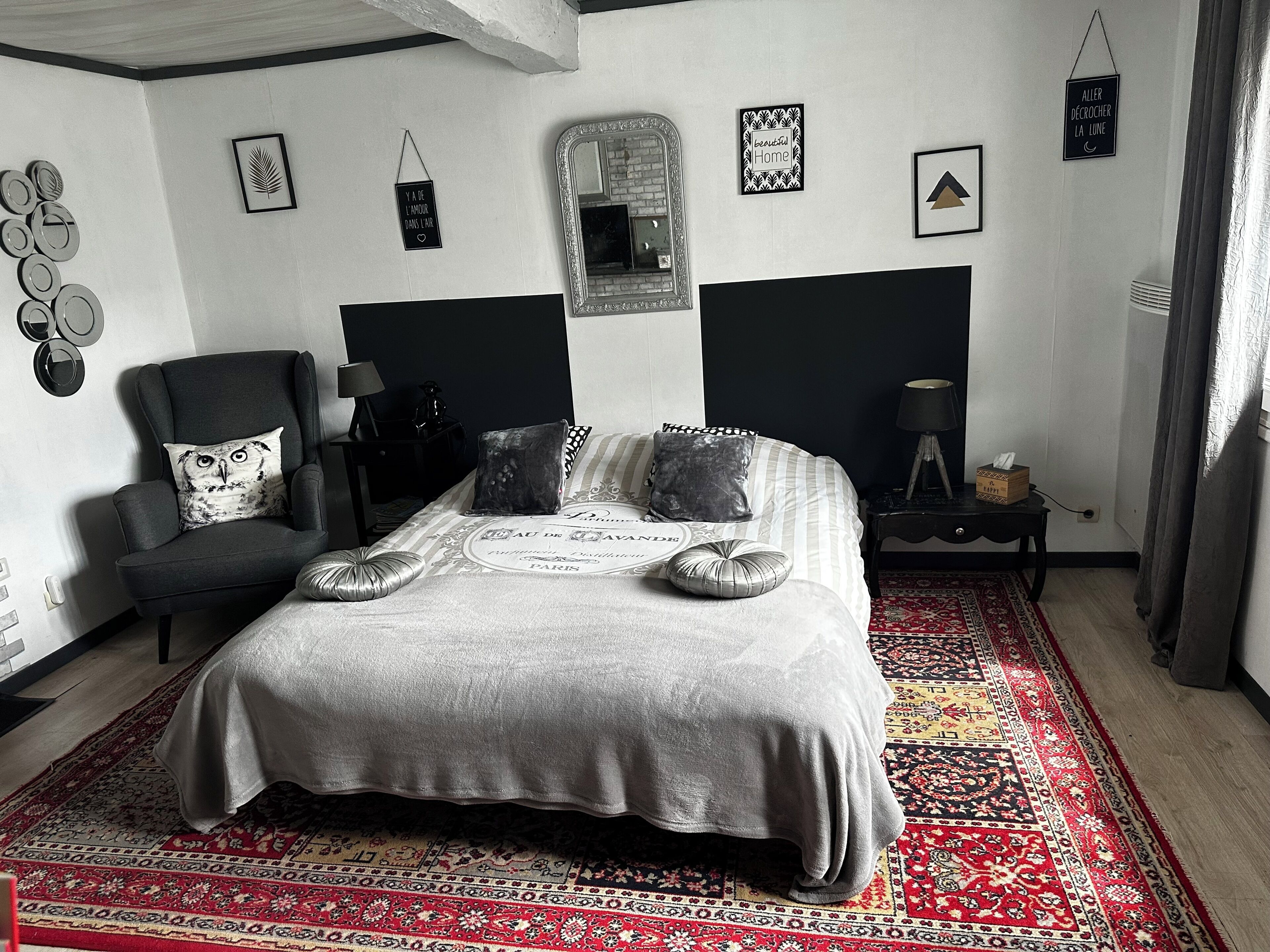 Double Room (Orange) | Individually decorated, individually furnished, desk, free WiFi