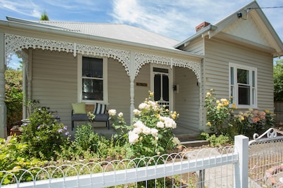 Central, Classic, Contemporary , Comfortable, Convenient , Charming