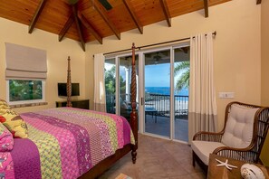 4 bedrooms, iron/ironing board, travel cot, Internet