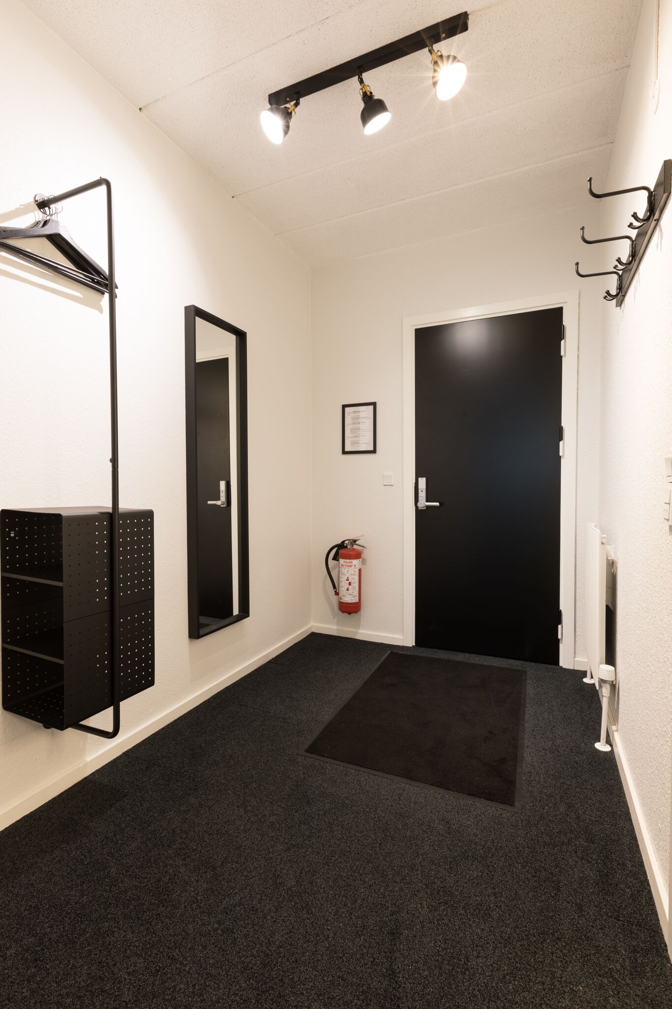 double room, private bathroom | bathroom | towels