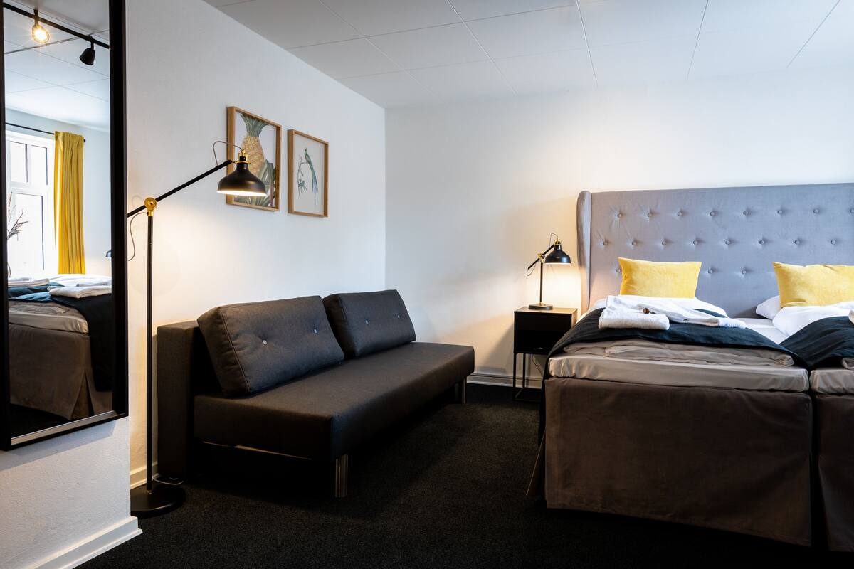 Family Quadruple Room, Private Bathroom | WiFi (free), bed sheets