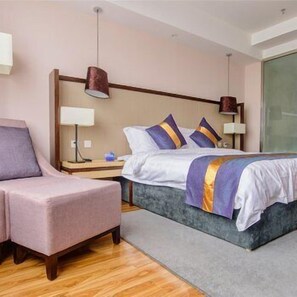 Rollaway beds - Mingde Hotel (Wuhan)