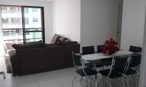 Family Apartment, 3 Bedrooms, Accessible, Pool View | Terrace/patio - Para 9 Pessoas ao Lado Shopping Rio Mar (Fortaleza)